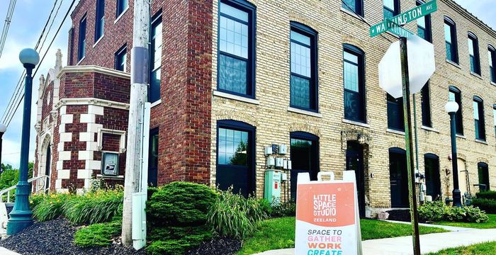 156 W Washington Ave, Zeeland - Image 4