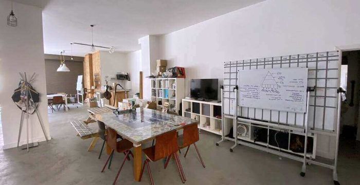 25 Spelman Street, London - Image 2
