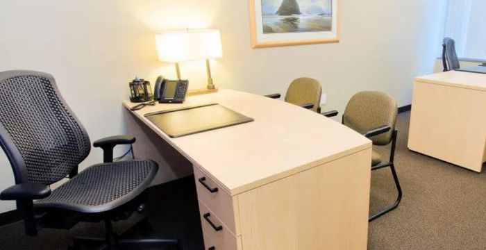 4275 Executive Square, San Diego - Image 4