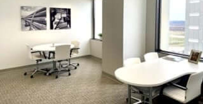 666 Walnut St, Des Moines - Image 2