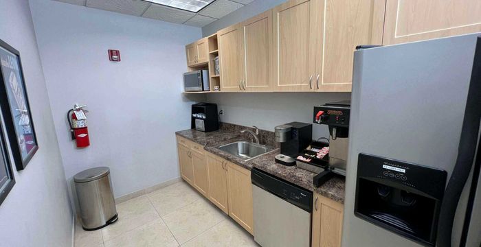 2385 Nw Executive Center Dr, Boca Raton - Image 5