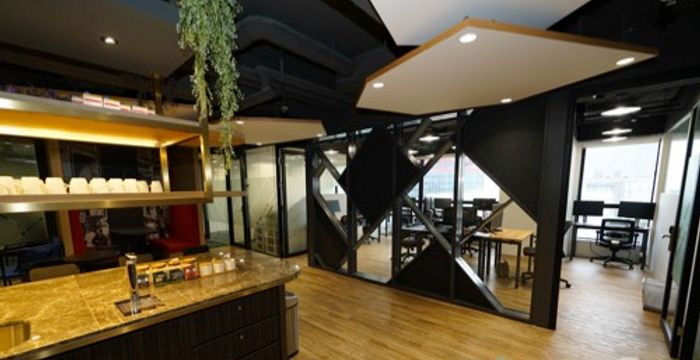 322 Des Voeux Road Central Sheung Wan, Hong Kong Island - Image 5