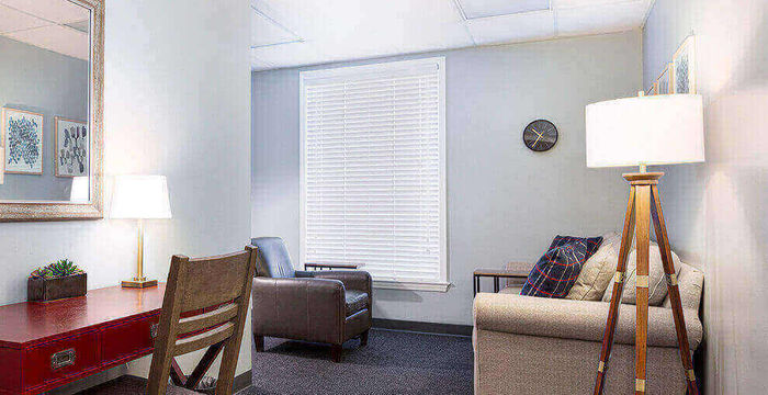 1604 Westgate Circle, Brentwood - Image 2