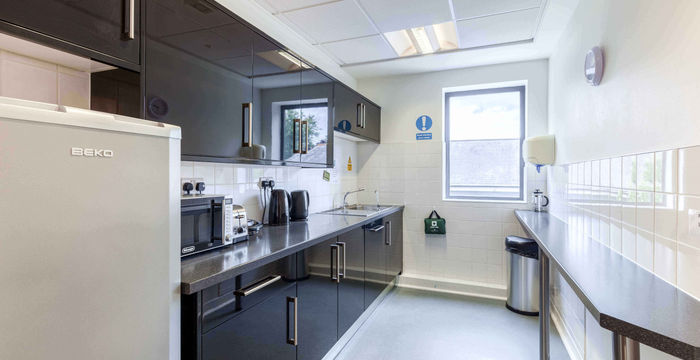 Guildford Road, Leatherhead - Image 3