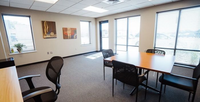1035 Se Quincy St, Topeka - Image 3