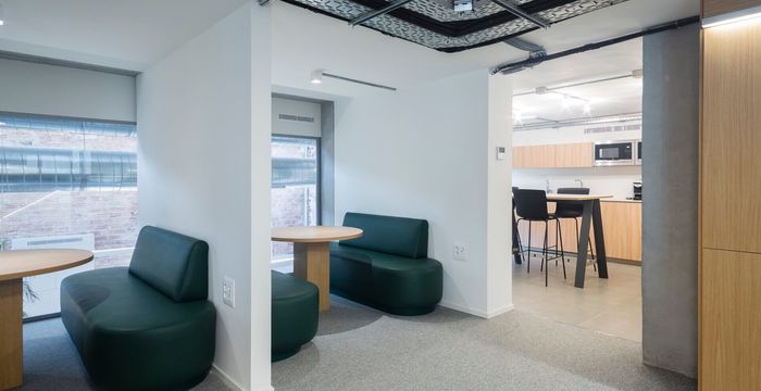 186 Carrer Del Perú, Barcelona - Image 3