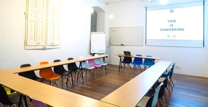 672 Gran Via De Les Corts Catalanes, Barcelona - Image 3