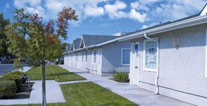 777 Minnewawa Ave, Clovis - Image 2