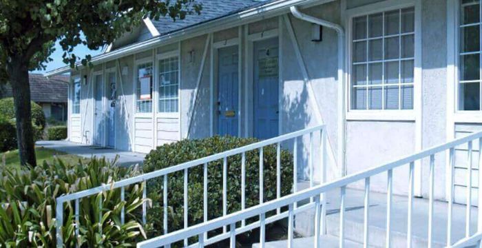 205 W Bullard Ave, Clovis - Image 2