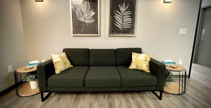 233 Arnold Mill Rd, Woodstock - Image 2