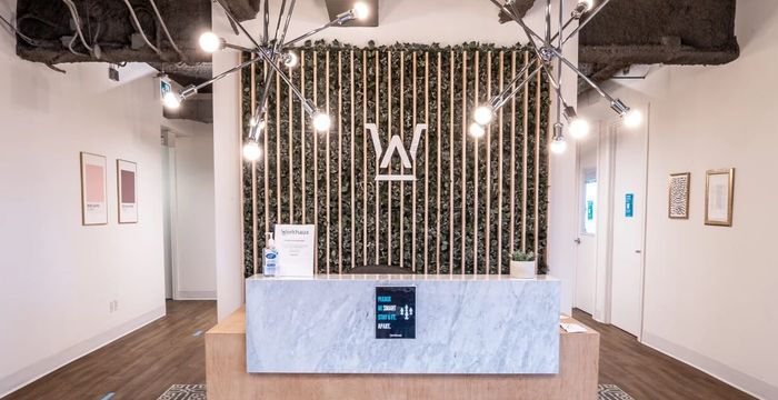 180 Dundas St W, Toronto - Image 2