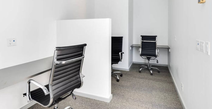 20 Richmond St E, Toronto - Image 3