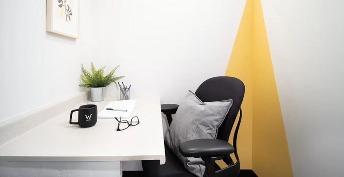 290 King St E, Kitchener - Image 2