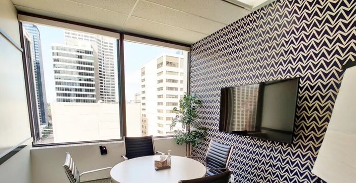 606 4 St Sw, Calgary - Image 2