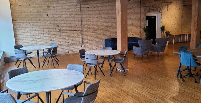 639 Queen St W, Toronto - Image 3