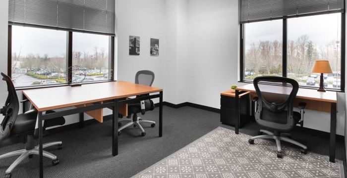 2219 Rimland Dr, Bellingham - Image 2