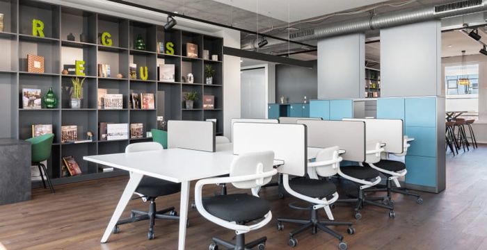 8 Veritaskai, Hamburg - Image 3