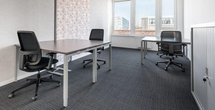 Bridge Quarter - Image 3