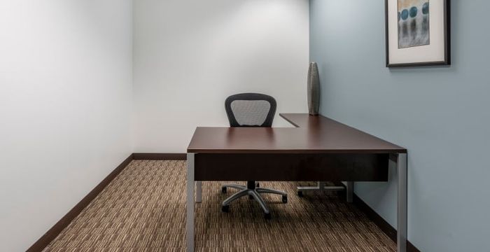 Executive Towers West I - Image 2