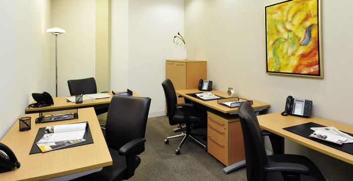 Osaka Kokusai Building - Image 3