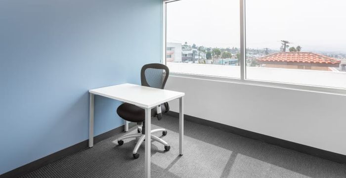 2447 E Pacific Coast Hwy 2447 E Pacific Coast Hwy, Hermosa Beach - Image 3