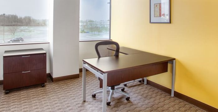 Crosspoint Plaza One - Image 2