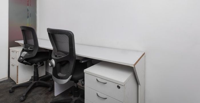 Halwasiya Court Hazratganj, Lucknow - Image 2