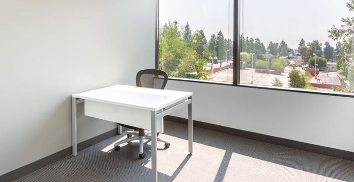 303 N Glenoaks Blvd, Burbank - Image 4