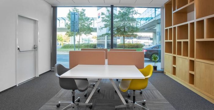 Vaclav Havel Airport - Image 2