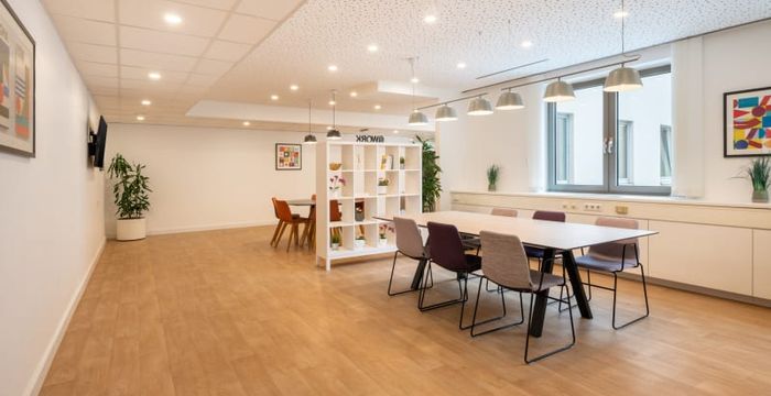 Mariahilfer Strasse Centre - Image 2