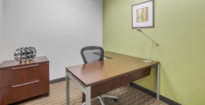 W Ct Square, Decatur - Image 2