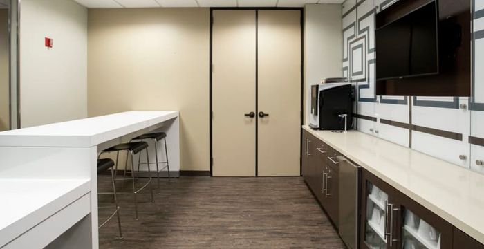 609 Deep Valley Drive, Rolling Hills Estates - Image 4