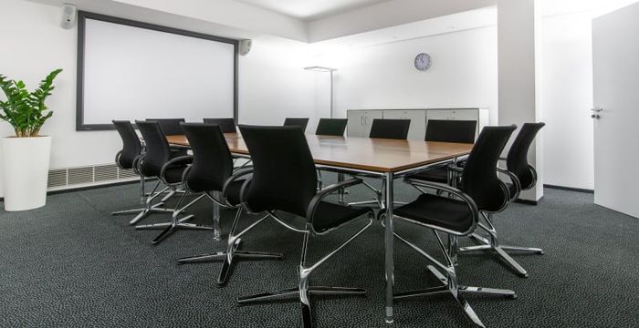 23 Leopoldstrasse, Munich - Image 2