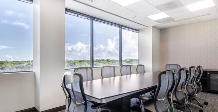 7900 Oak Ln, Miami Lakes - Image 2