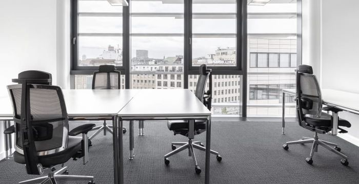 2b Koenigsallee, Dusseldorf - Image 4