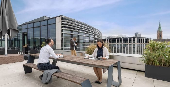 2b Koenigsallee, Dusseldorf - Image 4