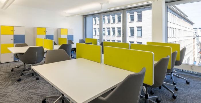 92a Koenigsallee, Dusseldorf - Image 3