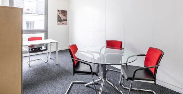 28 Rue De Londres, Paris - Image 3