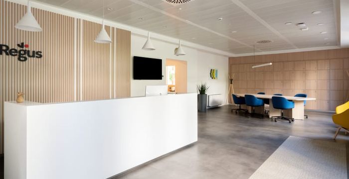 Viale Giacomo Matteotti 15, Florence - Image 2