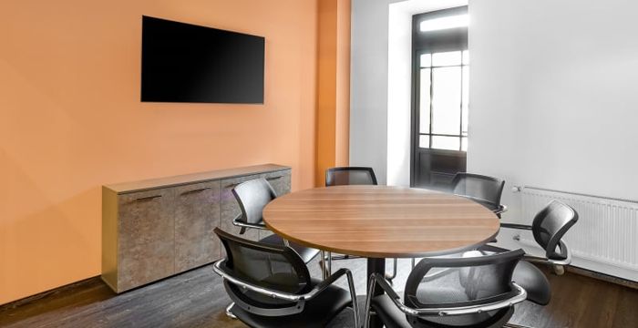 28 Verhniy Val Str, Kyiv - Image 4