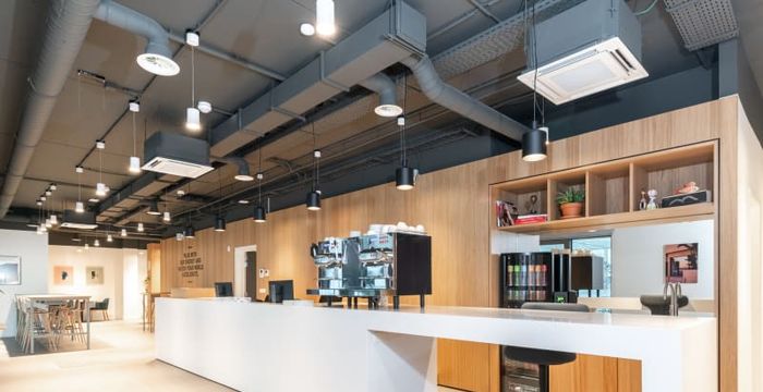 Rue Des Guillemins 139, Liege - Image 2