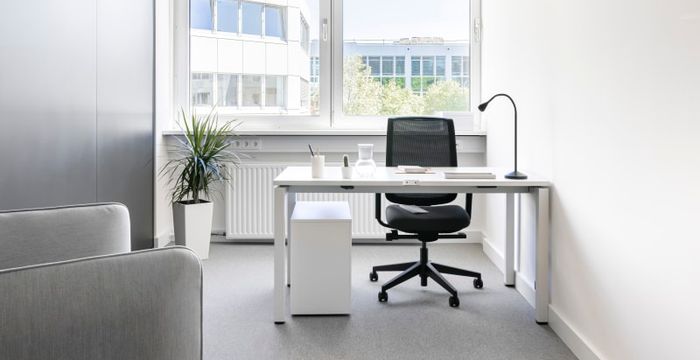 15a Carl-zeiss-ring, Ismaning - Image 3