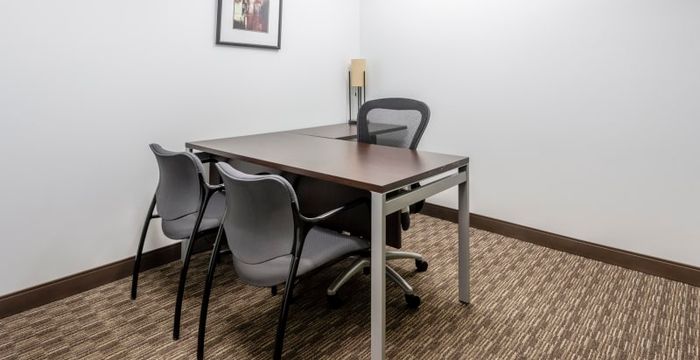 West Loop Riverside Plaza Center - Image 2