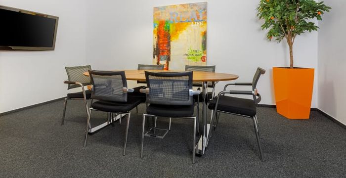 Allee Corner Centre - Image 4