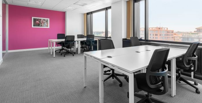 30 Avenida De Aragon, Valencia - Image 5