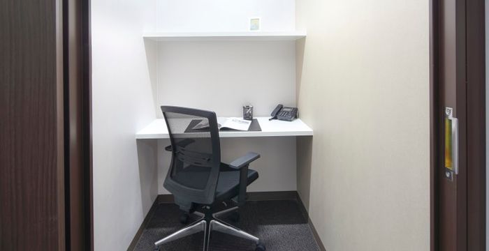 8-11-10 Nishi-shinjuku, Tokyo - Image 4