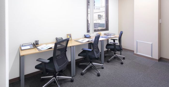 8-11-10 Nishi-shinjuku, Tokyo - Image 4