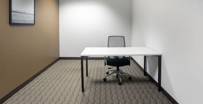 100 E Campus View Blvd, Columbus - Image 5