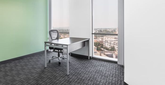 8383 Wilshire Blvd, Beverly Hills - Image 2