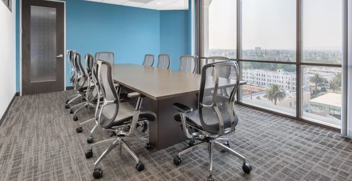 8383 Wilshire Blvd, Beverly Hills - Image 2